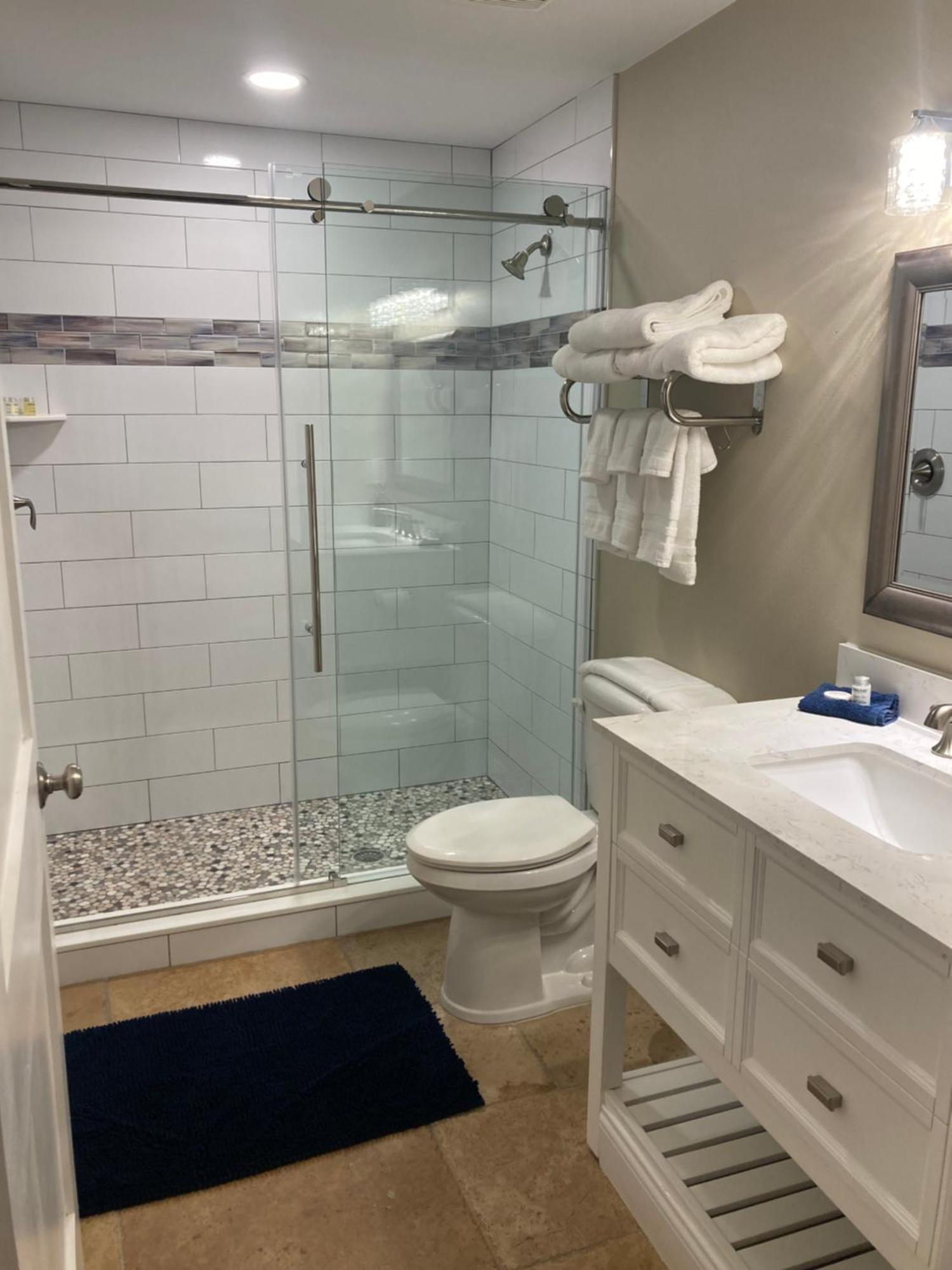 Bleu Beach Resort Indialantic Bagian luar foto