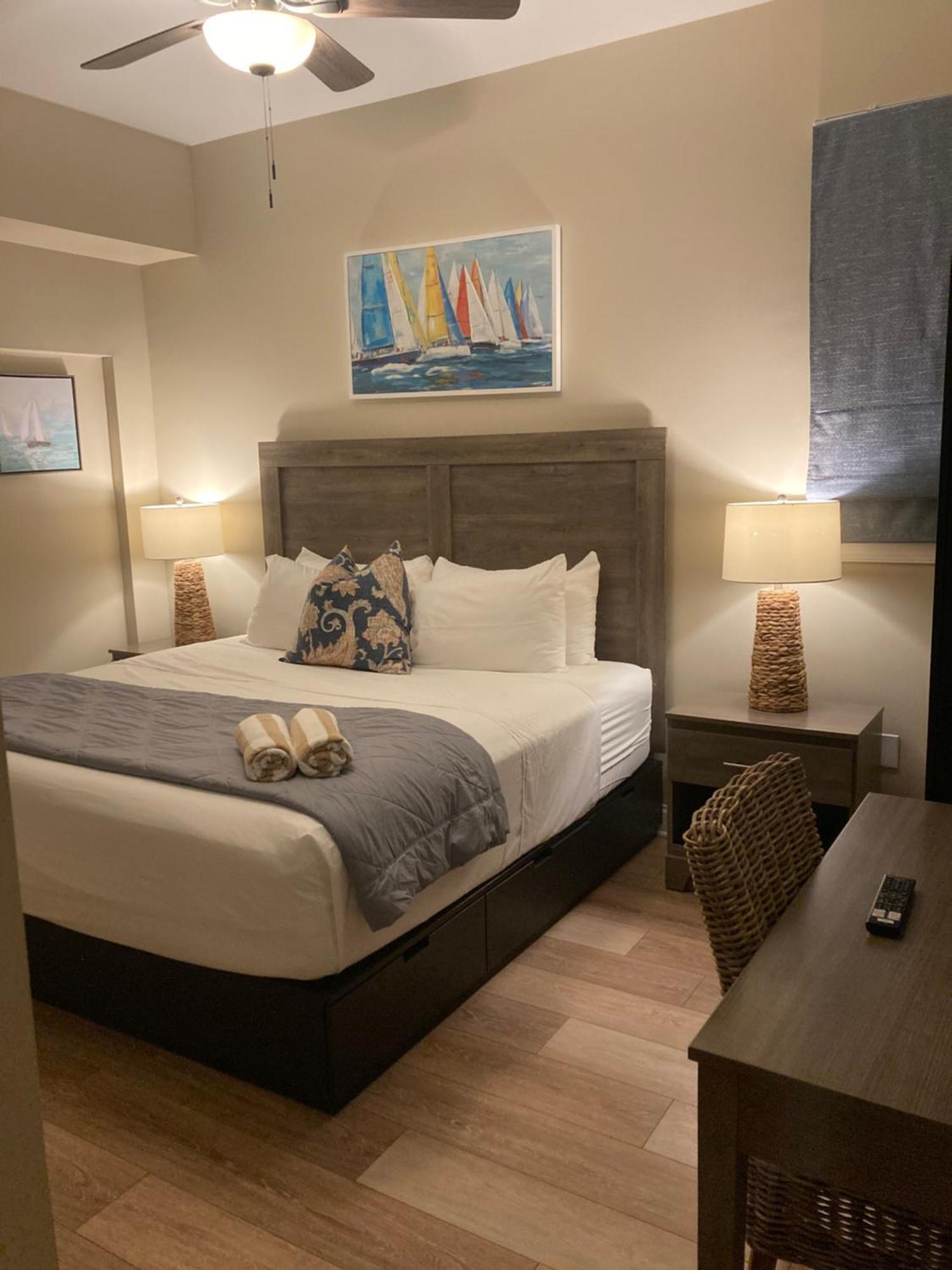 Bleu Beach Resort Indialantic Bagian luar foto
