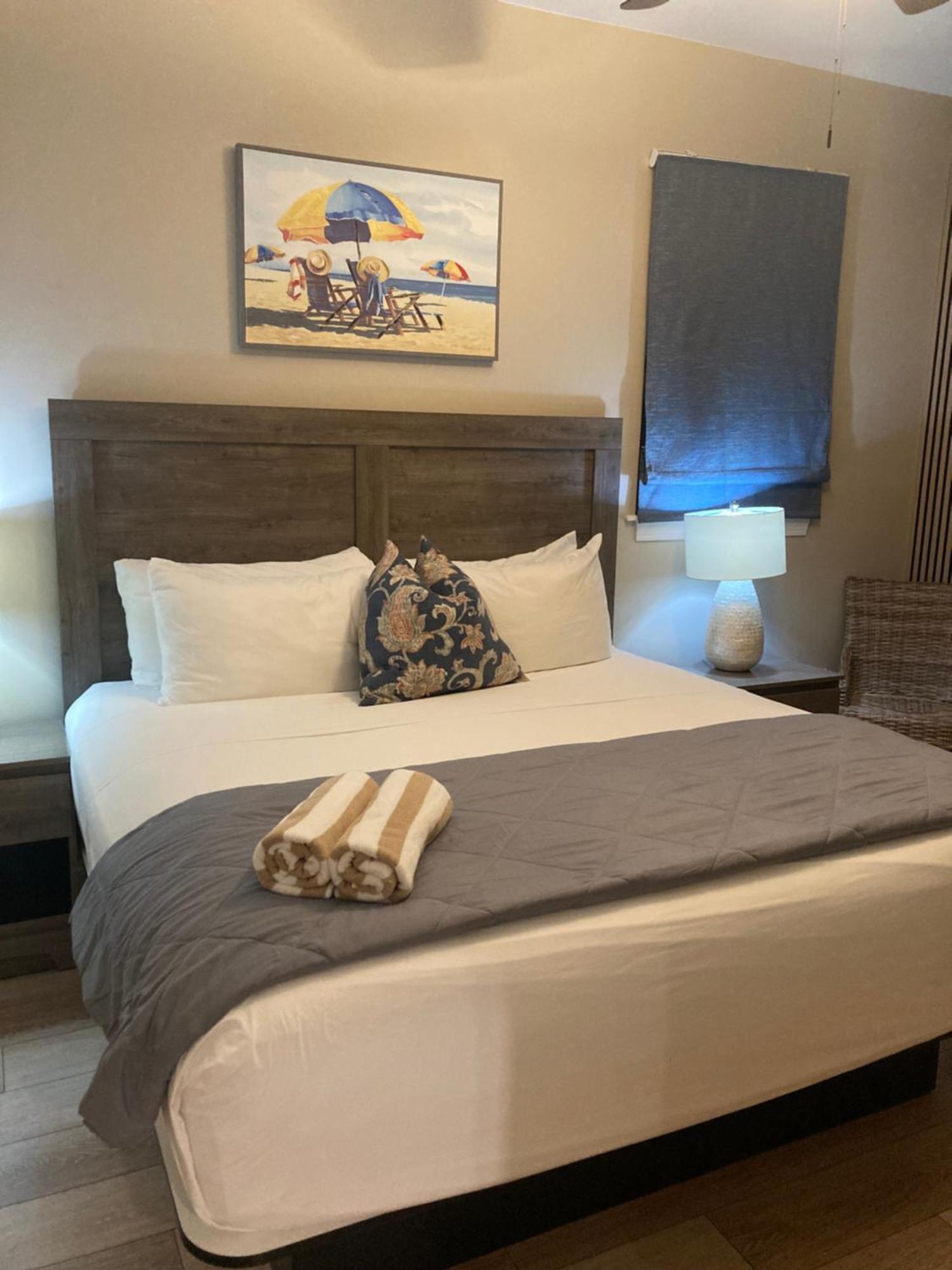Bleu Beach Resort Indialantic Bagian luar foto